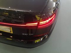 Volkswagen Passat 330TSI Starry Sky Luxury Edition - ფოტო 7
