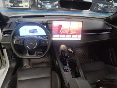 Lynk & Co 03 2.0T Diesel DCT Champion Edition Pro - ფოტო 9