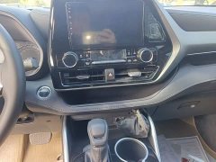 Toyota Highlander 2.5L Intelligent Hybrid AWD Elite 7-Seat Plus Edition - photo 12
