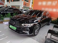Volkswagen Magotan 330TSI DSG Luxury - ფოტო 1