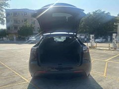Tesla Model Y Rear-Wheel Drive - ფოტო 14