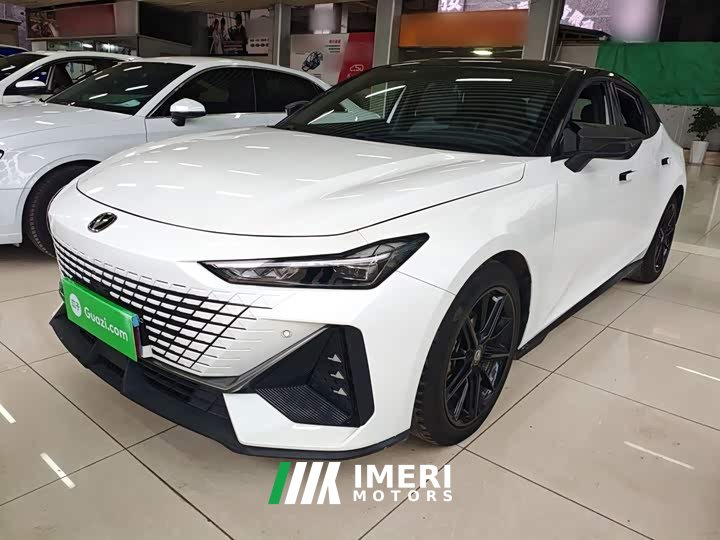 Changan UNI-V 1.5T Excellence - автомобиль из Китая