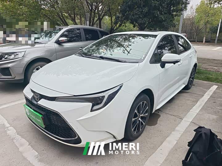 Toyota Corolla 1.8L CVT Luxury - ავტომობილი ჩინეთიდან