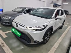 Toyota Frontlander 2.0L CVT Luxury - ფოტო 1