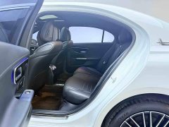 Mercedes-Benz C-Class Facelift C 200 L Sport Edition - photo 15