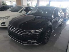 Volkswagen Magotan 330TSI DSG Luxury - photo 1