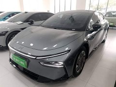 Xpeng P7 Long Range Max - ფოტო 1