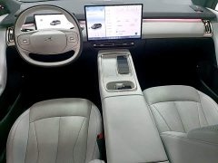 Xpeng P7 Long Range Max - ფოტო 9