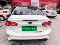 Ford Focus Sedan EcoBoost 180 Automatic ST Line - ფოტო 5