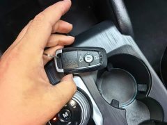 Ford Focus Sedan EcoBoost 180 Automatic ST Line - ფოტო 8