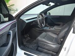 Tesla Model Y L Long Range All-Wheel Drive - фото 14