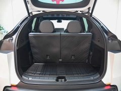 Tesla Model Y L Long Range All-Wheel Drive - фото 18