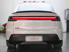 Tesla Model Y L Long Range All-Wheel Drive - фото 5