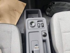 Wuling Yangguang 300km Comfort Passenger Van 60kW - ფოტო 13