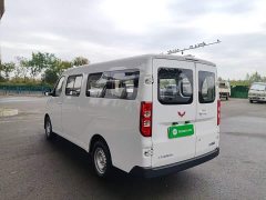 Wuling Yangguang 300km Comfort Passenger Van 60kW - ფოტო 4