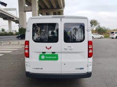 Wuling Yangguang 300km Comfort Passenger Van 60kW - ფოტო 5