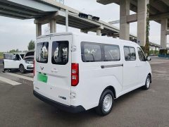 Wuling Yangguang 300km Comfort Passenger Van 60kW - ფოტო 6