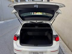 Volkswagen Golf 280TSI DSG R-Line Lite - ფოტო 16