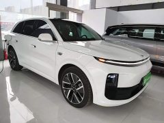 Li Auto L6 Pro - ფოტო 3