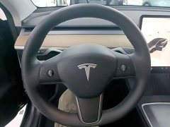 Tesla Model Y Long Range All-Wheel Drive - фото 10