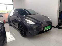 Tesla Model Y Long Range All-Wheel Drive - фото 3