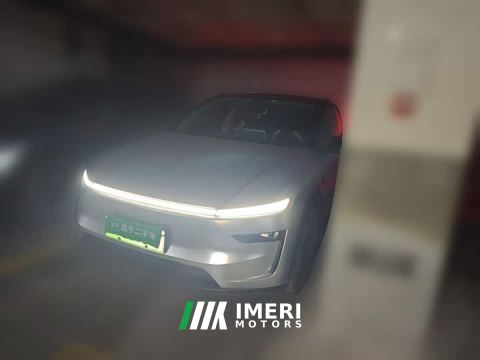 2025 Tesla Model Y Rear-Wheel Drive