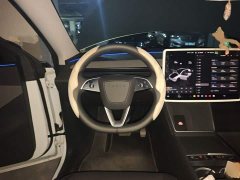 Tesla Model Y Rear-Wheel Drive - ფოტო 2