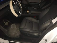 Tesla Model Y Rear-Wheel Drive - ფოტო 7
