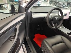 Tesla Model Y Rear-Wheel Drive - photo 15