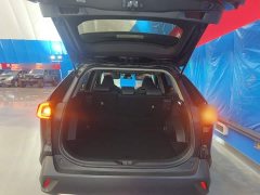 Toyota Wildland 2.0L CVT FWD Luxury Plus - фото 18
