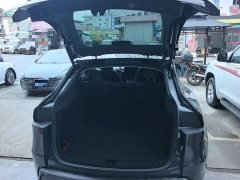 Tesla Model Y Rear-Wheel Drive - ფოტო 18