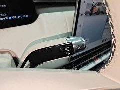 Zeekr 9X Ultra 55kWh 6-Seater - ფოტო 11