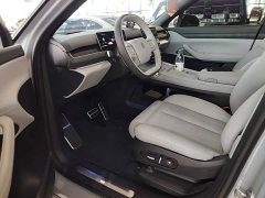 NIO ES8 75kWh - photo 15