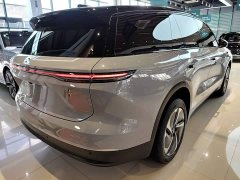NIO ES8 75kWh - photo 6