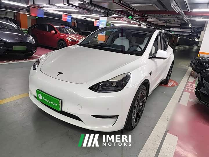 Tesla Model Y Performance All-Wheel Drive