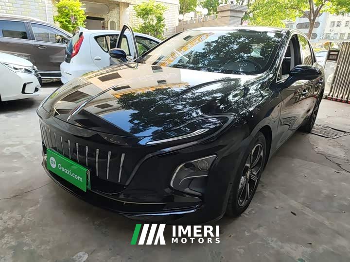 FAW Red Flag E-QM5 Facelift Base Mobility Edition - car from China