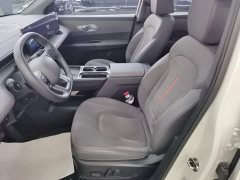Hyundai EO Yige Two-Wheel Drive TECH 64.2kWh - ფოტო 14