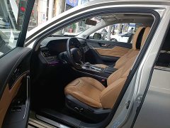 FAW Red Flag HS5 2.0T AWD Flagship Pro - ფოტო 14