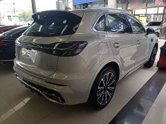 FAW Red Flag HS5 2.0T AWD Flagship Pro - ფოტო 6