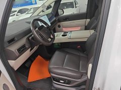 Li Auto Li Xiang MEGA Ultra - ფოტო 14