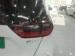 Honda Fit 1.5L CVT Trend Edition - ფოტო 7