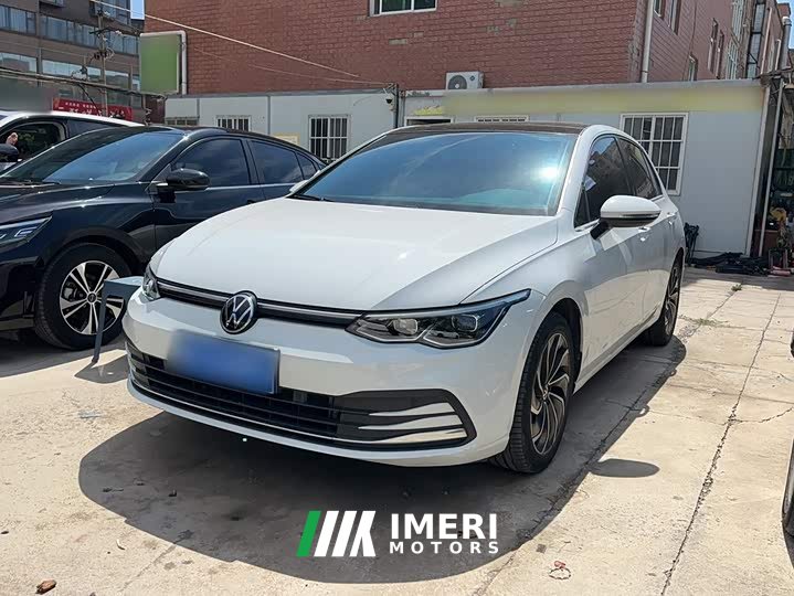 Volkswagen Golf 280TSI DSG Pro - ავტომობილი ჩინეთიდან