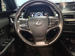 Lexus UX New Energy 300e Pure Joy Edition - ფოტო 10