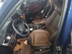 BMW X1 sDrive20Li Premium Edition - ფოტო 14