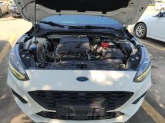 Ford Focus Sedan EcoBoost 180 Automatic ST Line - фото 19