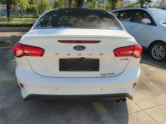 Ford Focus Sedan EcoBoost 180 Automatic ST Line - фото 5