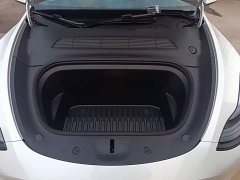 Tesla Model Y Rear-Wheel Drive - ფოტო 19