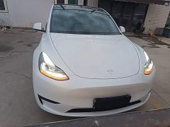 Tesla Model Y Rear-Wheel Drive - ფოტო 2