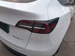 Tesla Model Y Rear-Wheel Drive - ფოტო 7