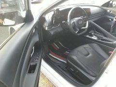 Hyundai Elantra 1.5L CVT Luxury - ფოტო 15